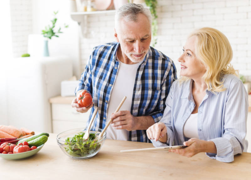 Strava ako základ vitality: Čo servírujete svojim bunkám?